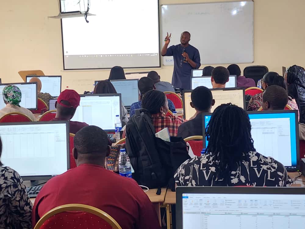 A 3 DAY WORKSHOP ON BUSINESS INTELLIGENCE: DATA ANALYSIS AND REPORTING TECHNIQUES